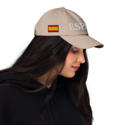 Gorra "España" color beige con letra blanca y con bandera bordada (estilo Dad hat)
