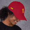 Gorra Ñ roja con letra oro dorado y bandera (estilo Dad hat)