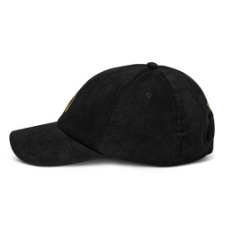 Gorra de pana fina negra con Ñ en oro