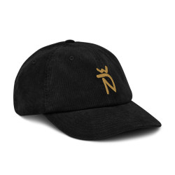 Gorra de pana fina negra con Ñ en oro